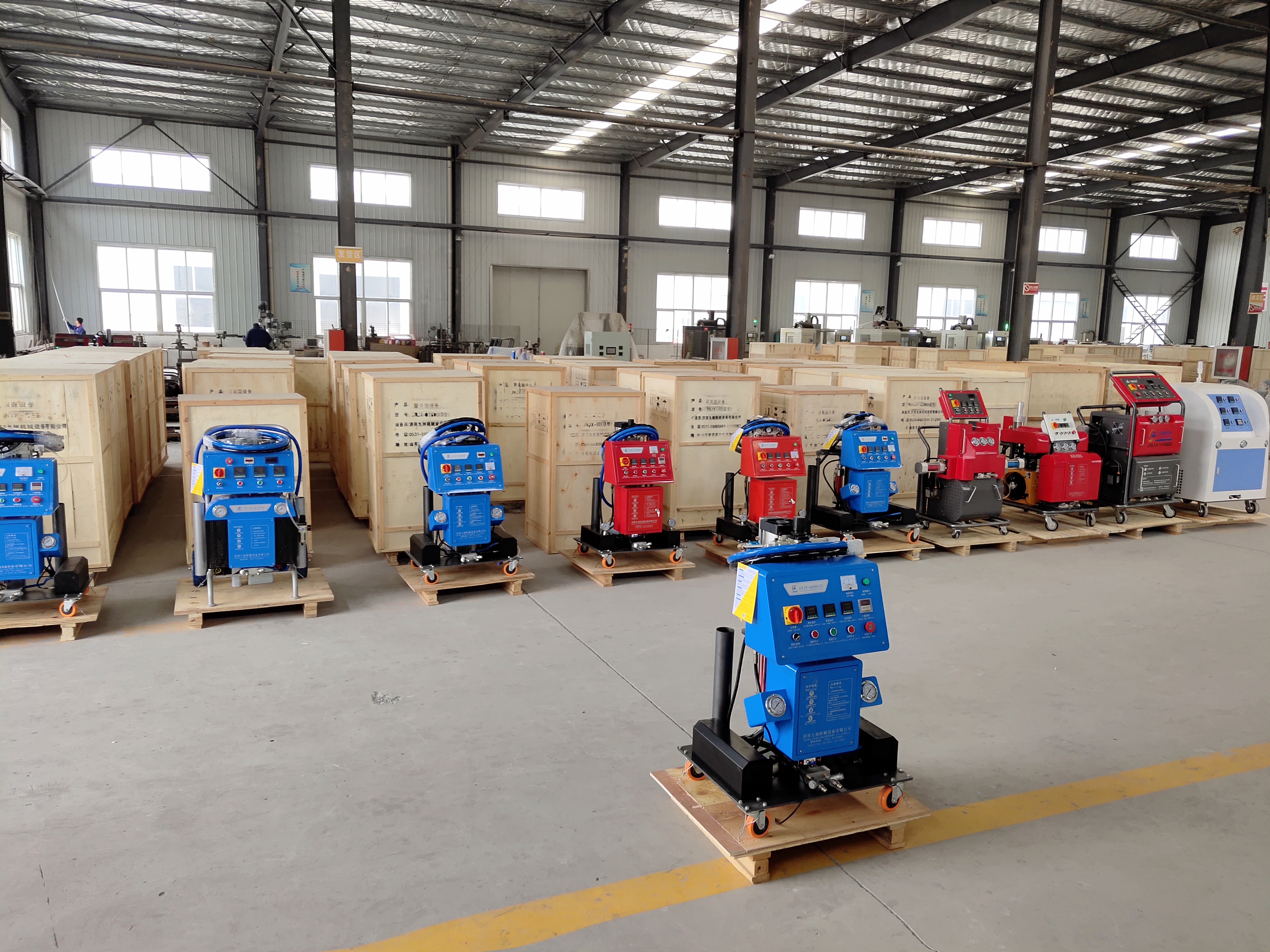 什么是聚氨酯噴涂機(jī)？為什么能得倒廣泛應(yīng)用(圖1)